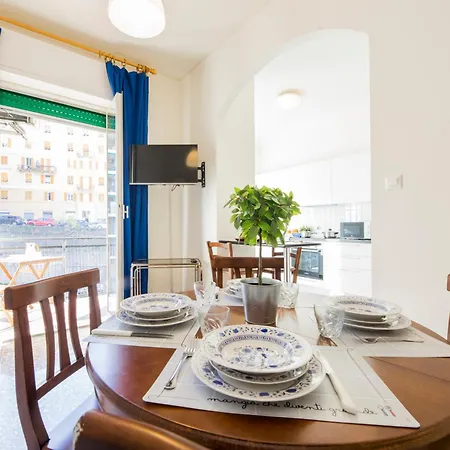 Casaviva - Trilo With Parking In Apartment Genua