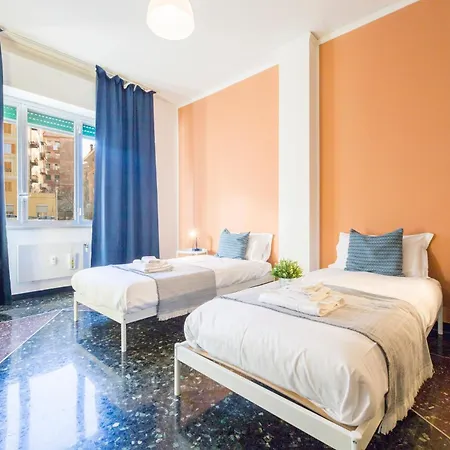 Casaviva - Trilo With Parking In Apartment Genua
