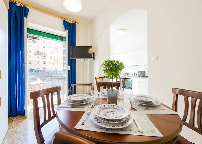 Casaviva - Elegant Trilo With Parking In Appartamento Genova