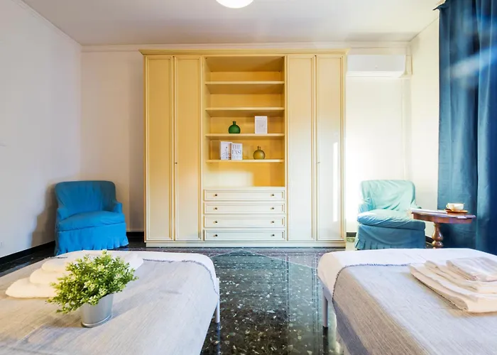 Casaviva - Elegant Trilo With Parking In Genua