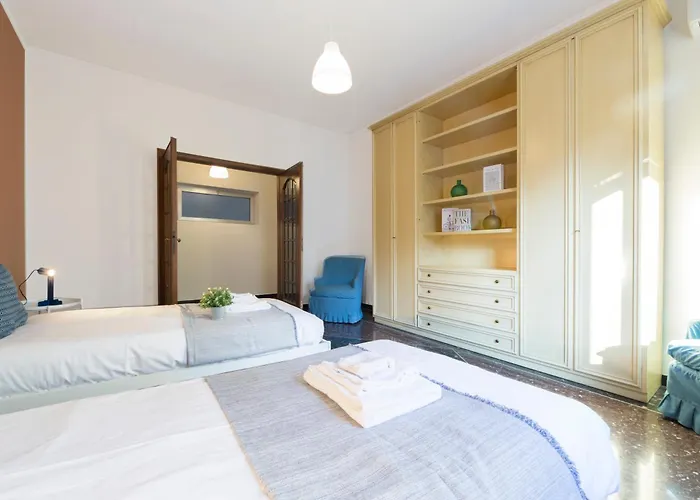 Casaviva - Elegant Trilo With Parking In * Genova