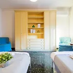 Casaviva - Elegant Trilo With Parking In Γένοβα